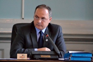 Plen_CJ_Claudiu_Coman_la_prezidiu_(4)